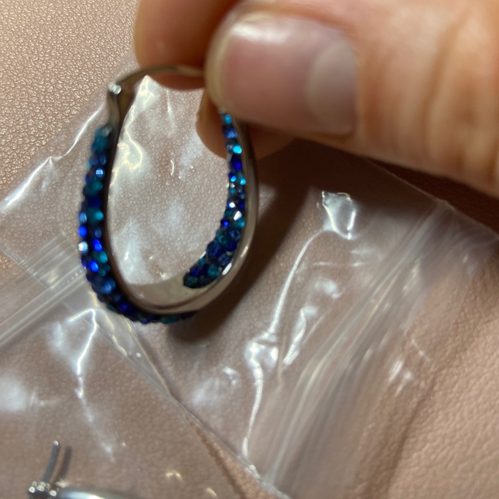 Dangling earrings